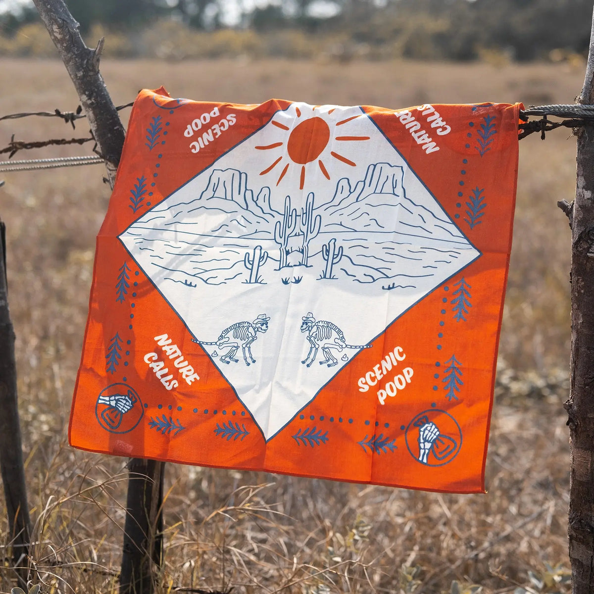 Mezkui Scenic Poop 犬用方巾